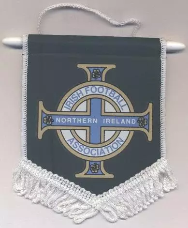 вимпел 13х13 федерац.футболу Півн.Ірландія офіц/N.Ireland football feder.pennant