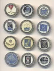 сов.хокеїсти-чемпіони Світу 1954-1971 алюм./ice hockey World ch.ships 12 badges