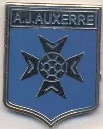 футбол.клуб Осер (Франція)3 ЕМАЛЬ / AJ Auxerre, France football enamel pin badge