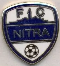 футбол.клуб Нітра (Словаччина) ЕМАЛЬ/FC Nitra,Slovakia football enamel pin badge