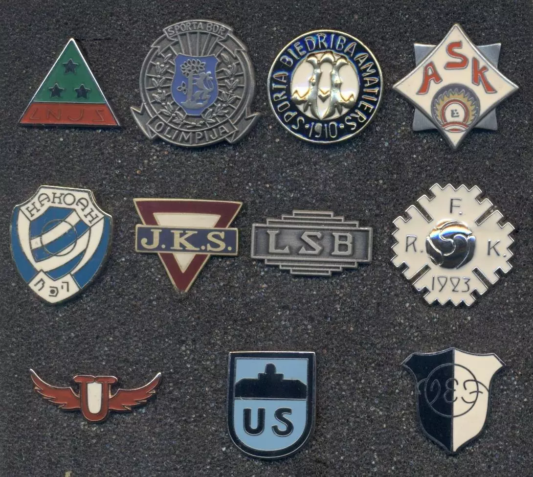 'давні' клуби Латвія, колекція 11 штук ЕМАЛЬ / Latvia 11 replica football badges