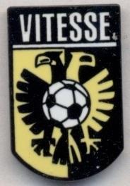 футбол.клуб Вітесс (Нідерланди)2 ЕМАЛЬ / Vitesse Arnhem,Netherlands football pin