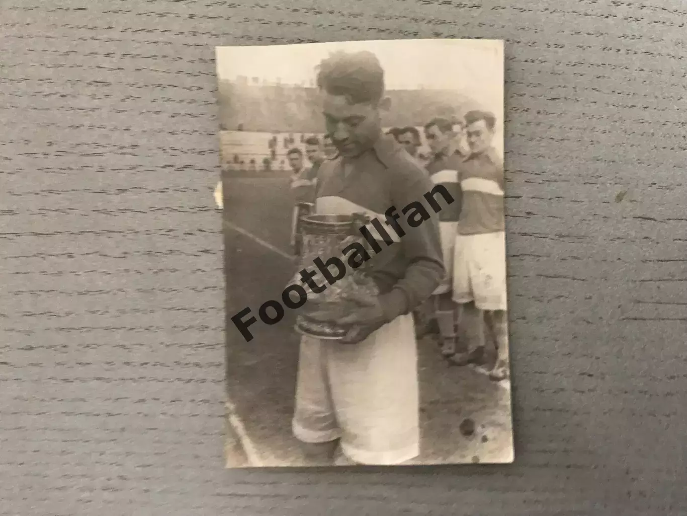 ОРИГИНАЛ ! Динамо Киев - обладатель Кубка Украинской ССР . 1946 год .