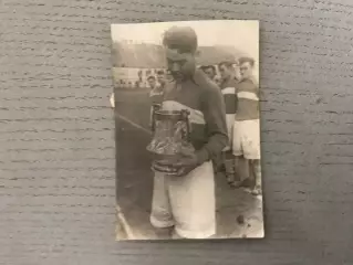 ОРИГИНАЛ ! Динамо Киев - обладатель Кубка Украинской ССР . 1946 год .