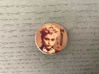 Мадонна