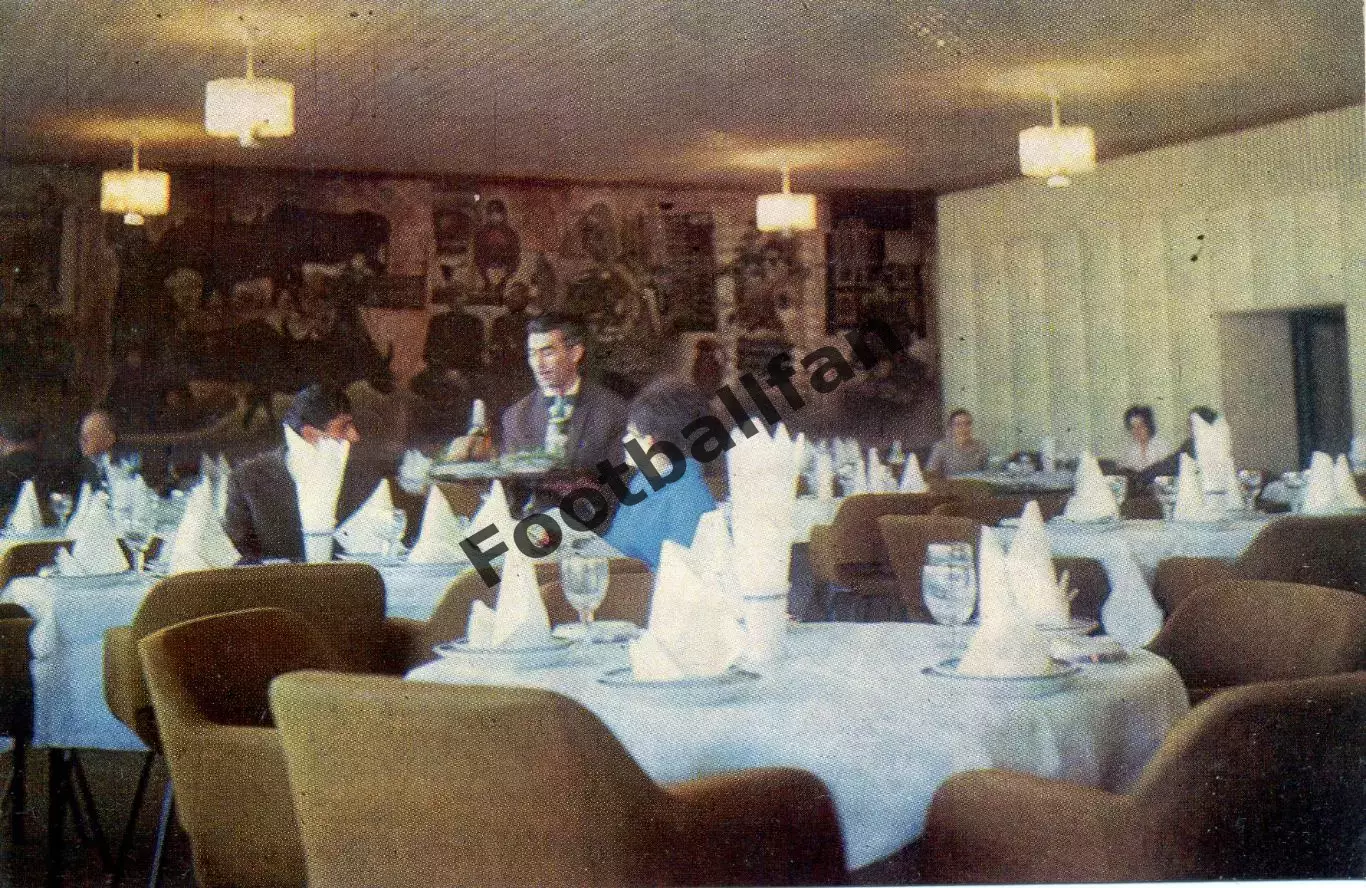 Тбилиси . Ресторан в гостинице Иверия . 1969 год