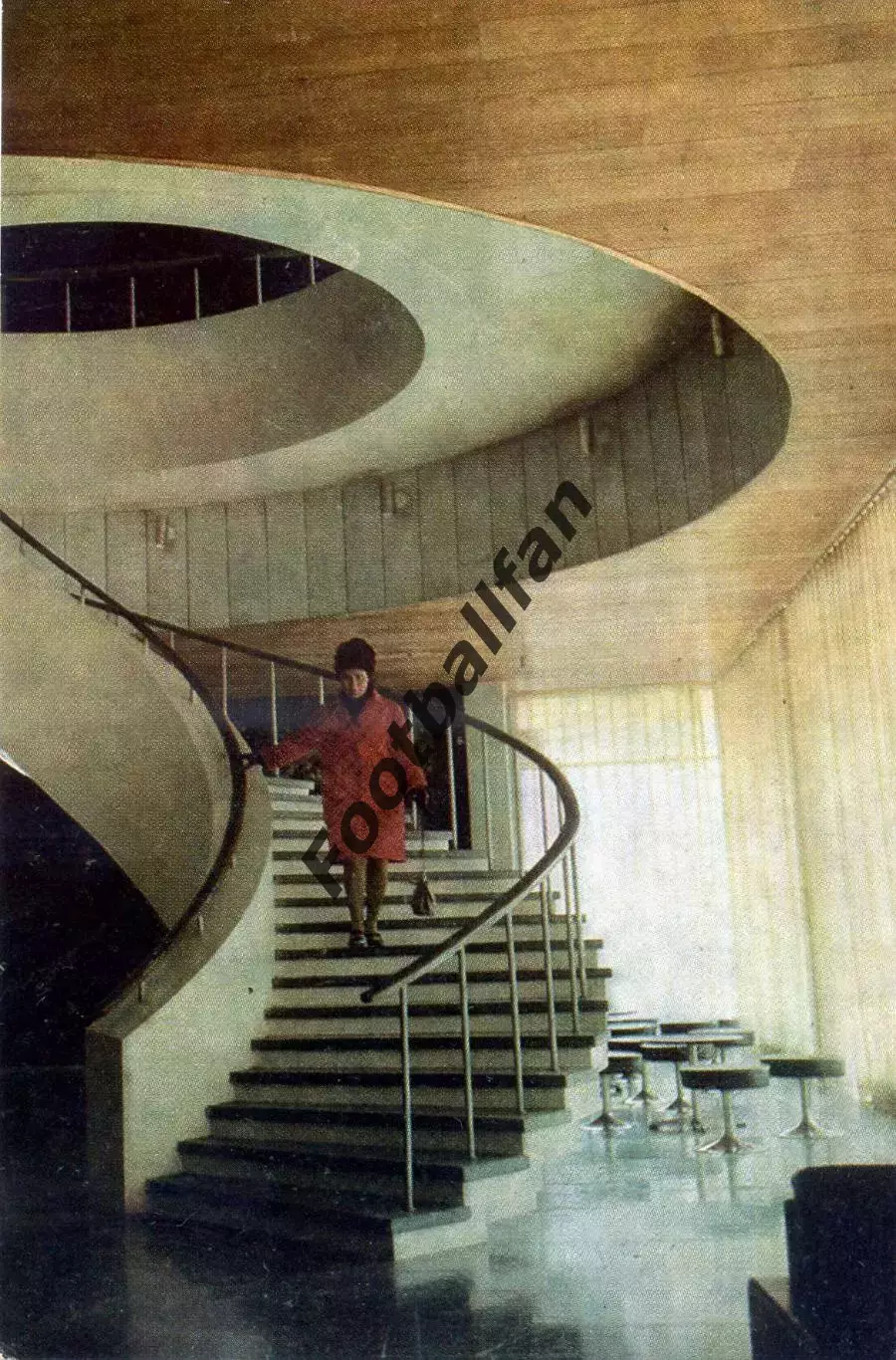 Тбилиси . Гостиница Иверия. Лестница ведущая из кафе. 1969 год