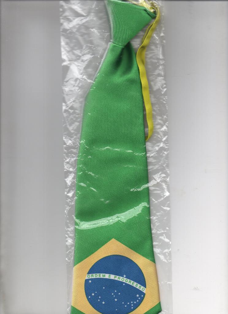 Детский галстук с эмблемой ЧМ 2014 в Бразилии