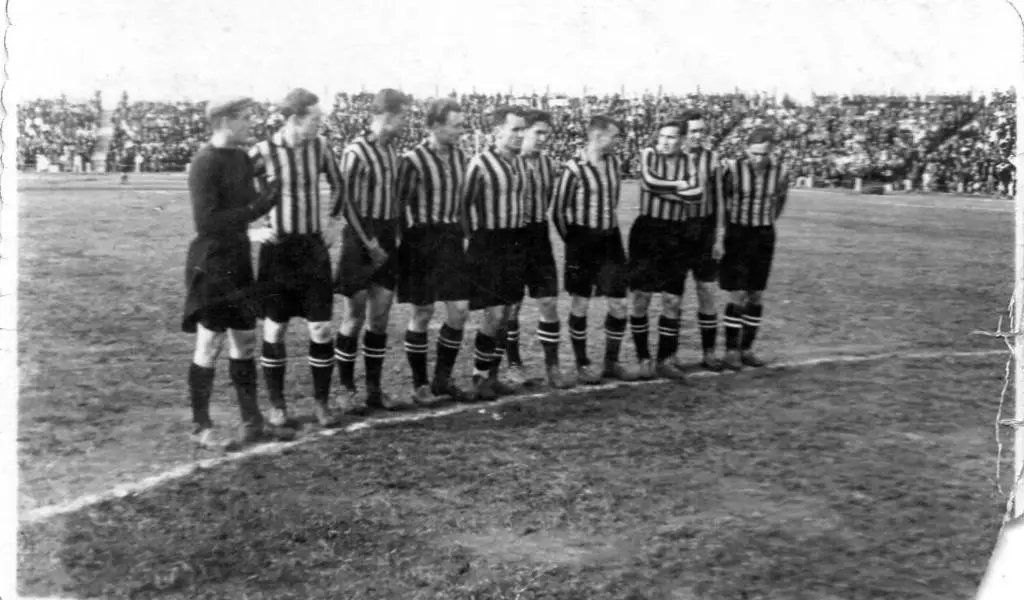 Шахтер Сталино 1952 ОРИГИНАЛ