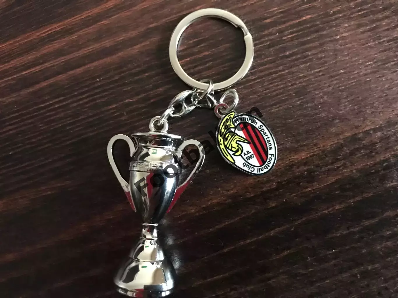 БРЕЛОК . Хамрун Спартанс Мальта