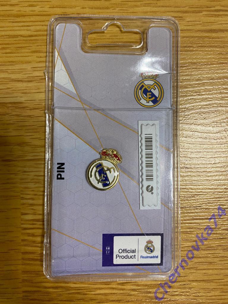 Официальный значок футбольного клуба Реал Мадрид (Испания)