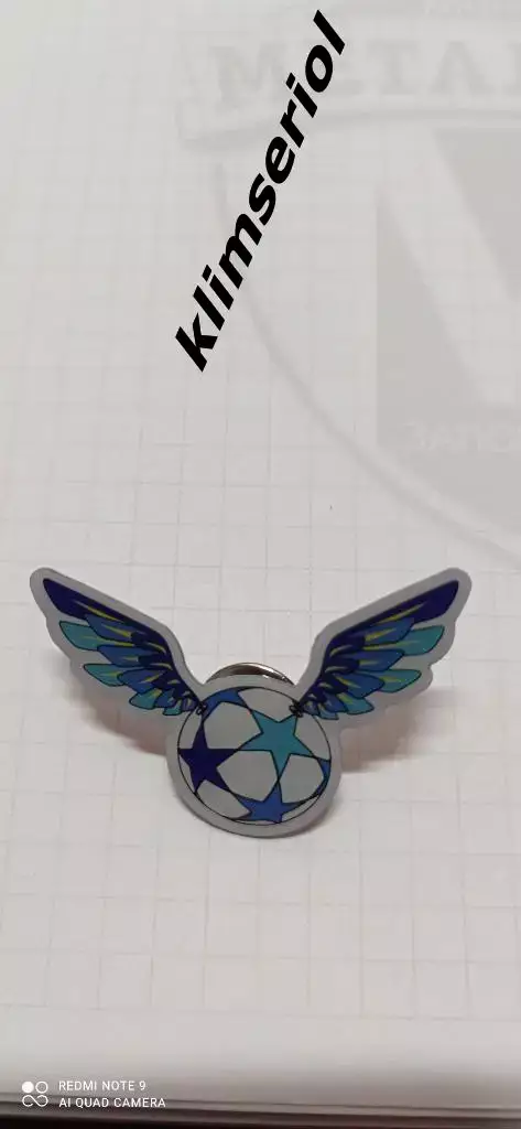 Значок. Мяч лиги чемпионов.