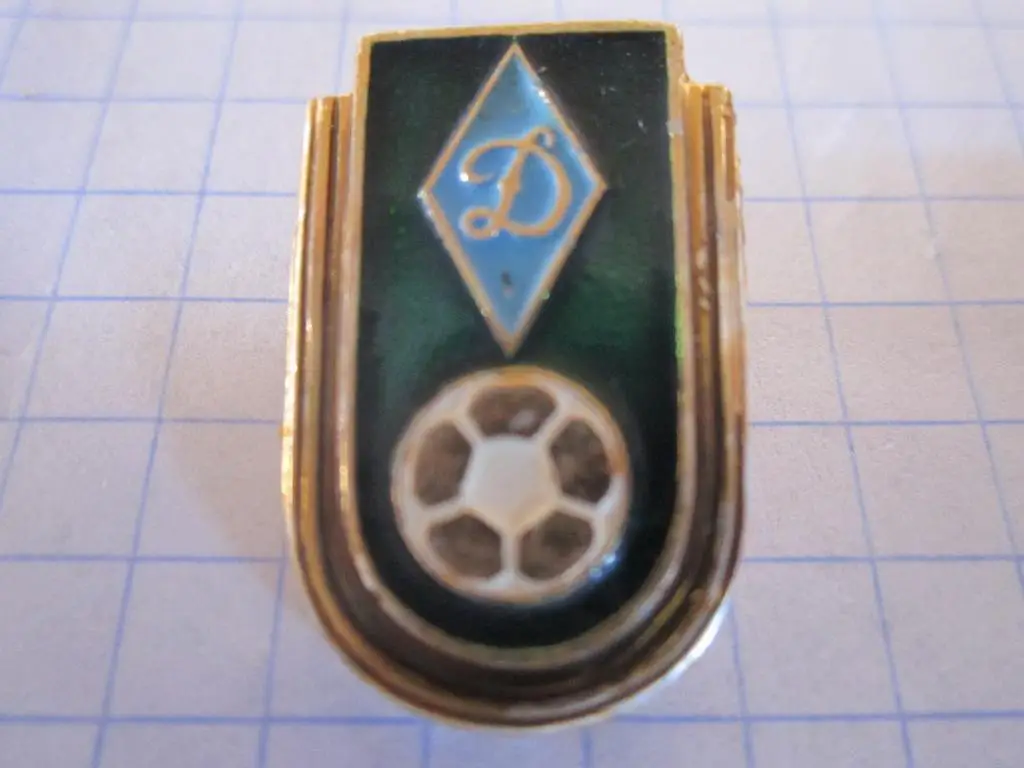 Значок. Динамо