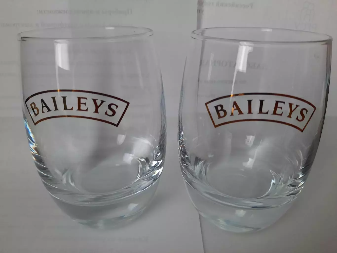 2 стакана. Ликёр Бейлис (Baileys)