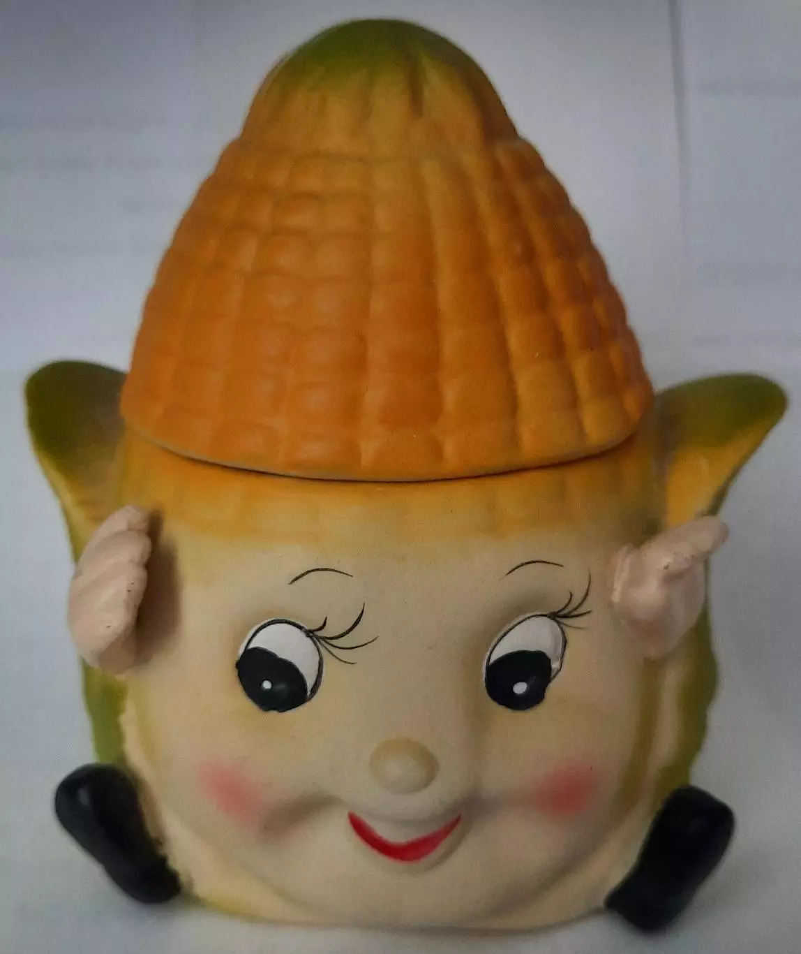 Солонка или баночка для специй (керамика).