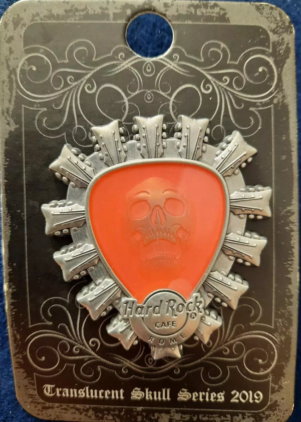 Значок Хард Рок Кафе «hard rock cafe» Рим. Череп.