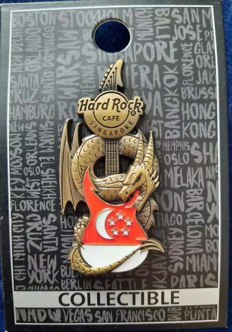 Значок Хард Рок Кафе «hard rock cafe» Сингапур. Дракон, гитара.
