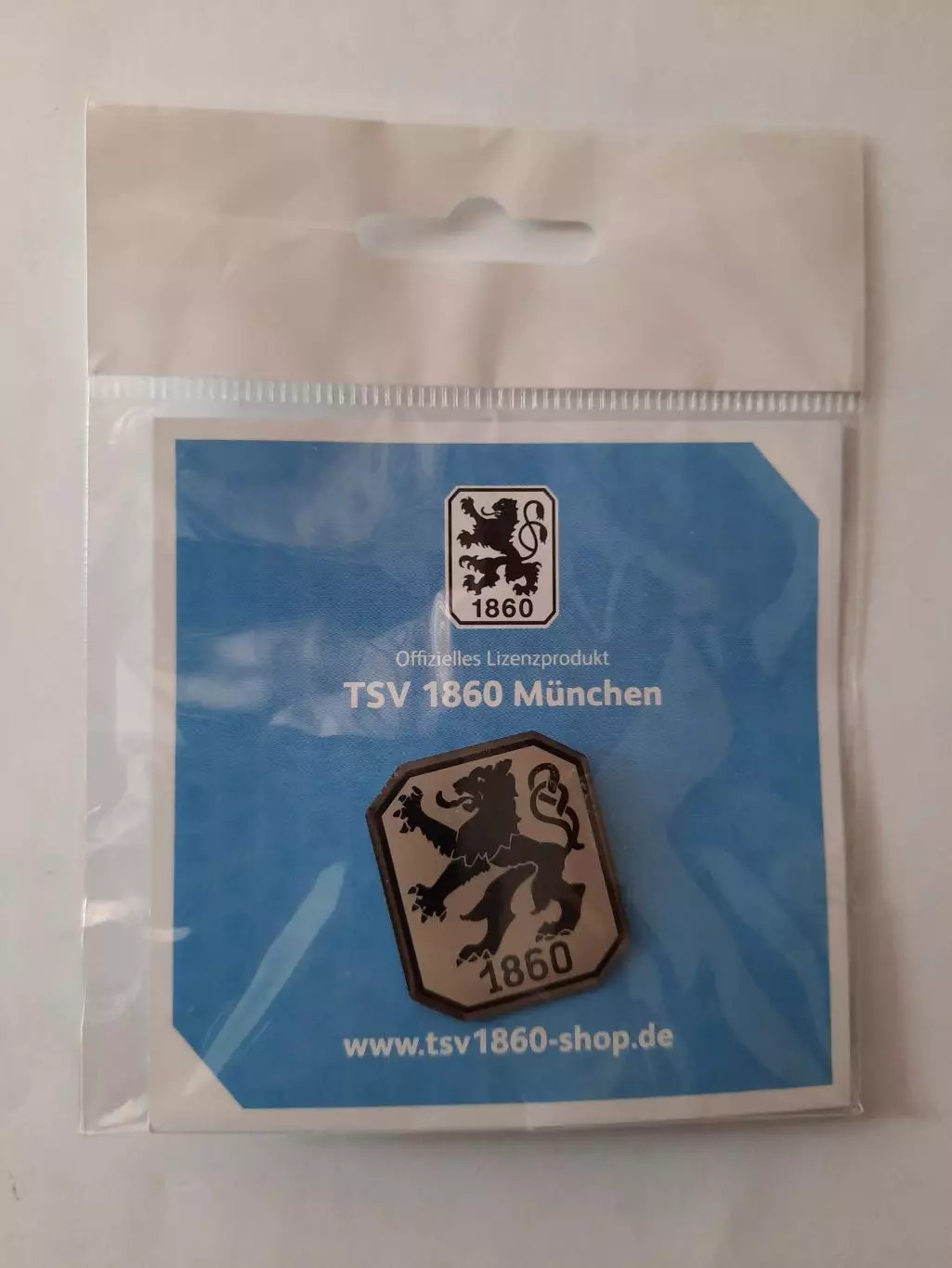 Значок логотип футбольного клуба Мюнхен 1860 Германия (официальный).