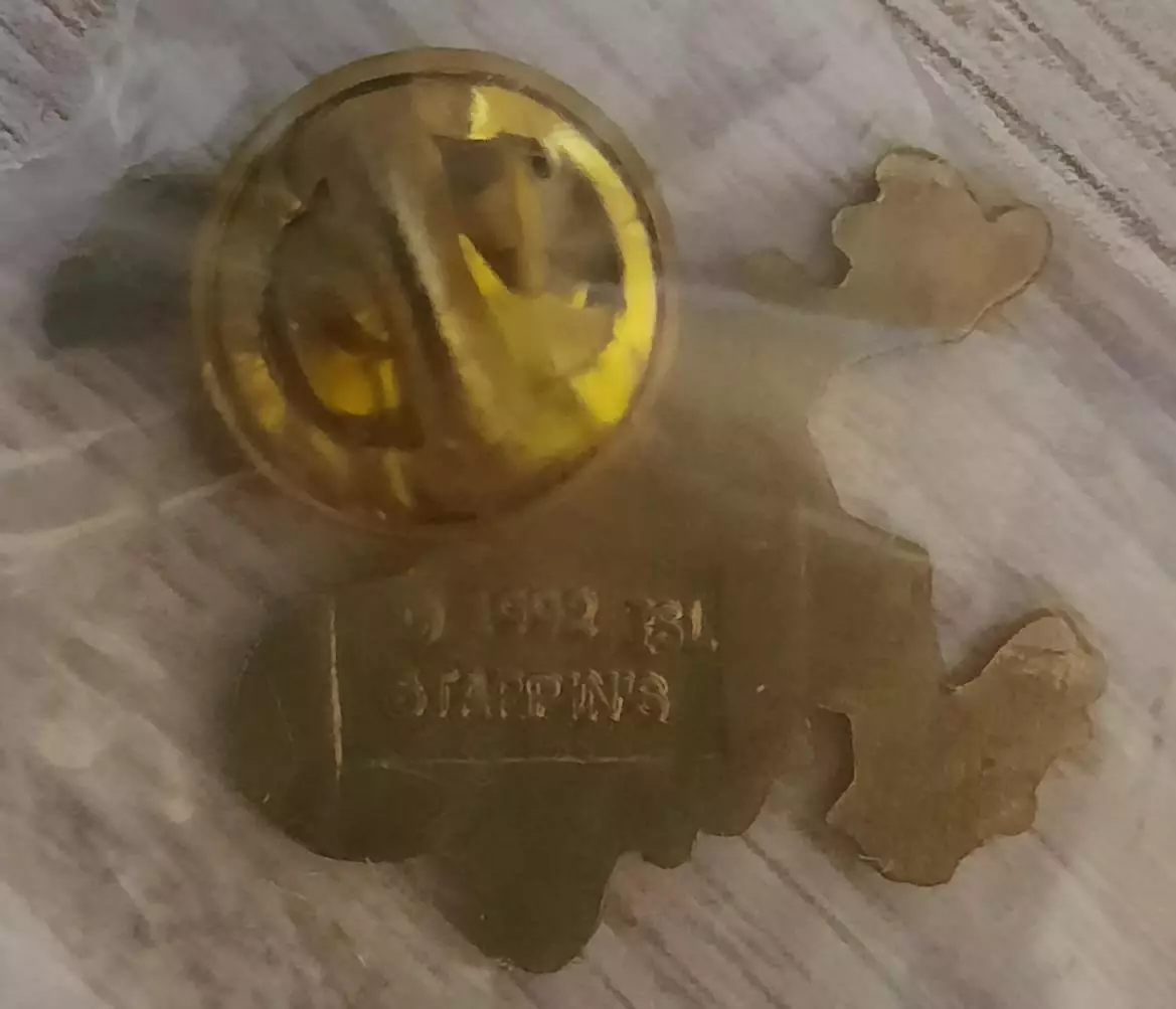 Значок талисман Чемпионата Мира по футболу 1994 год (официальный). Вид 3 1