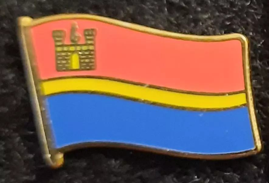 Значок Калининградская область. Флаг.