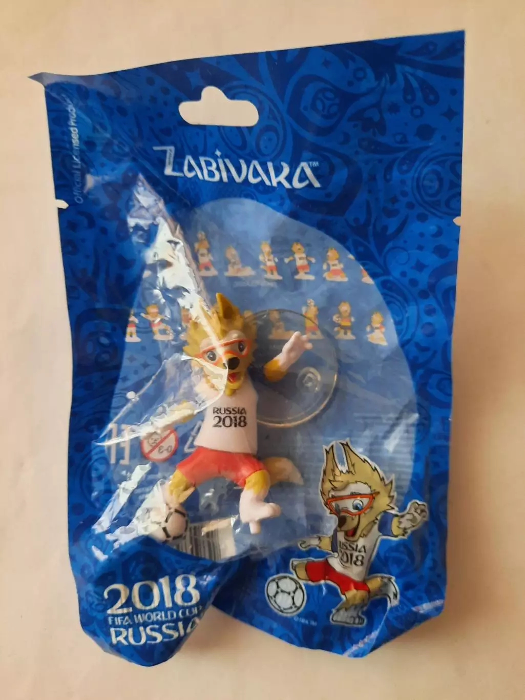 Фигурка Забиваки - талисмана Чемпионата Мира по футболу Россия 2018. (вид 3).