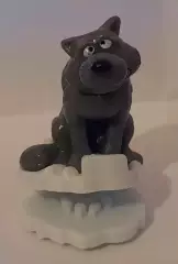 Киндер сюрприз Маша и медведь. Волк.