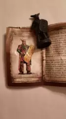 Киндер сюрприз. Металлическая игрушка из шоколадного яйца ( не Киндер)