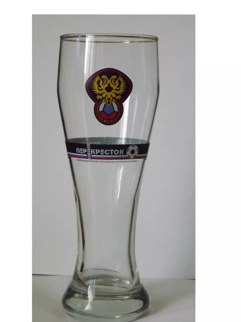 Пивной стакан. РФС Российский футбольный союз. Перекрёсток (стекло) 0,5 л