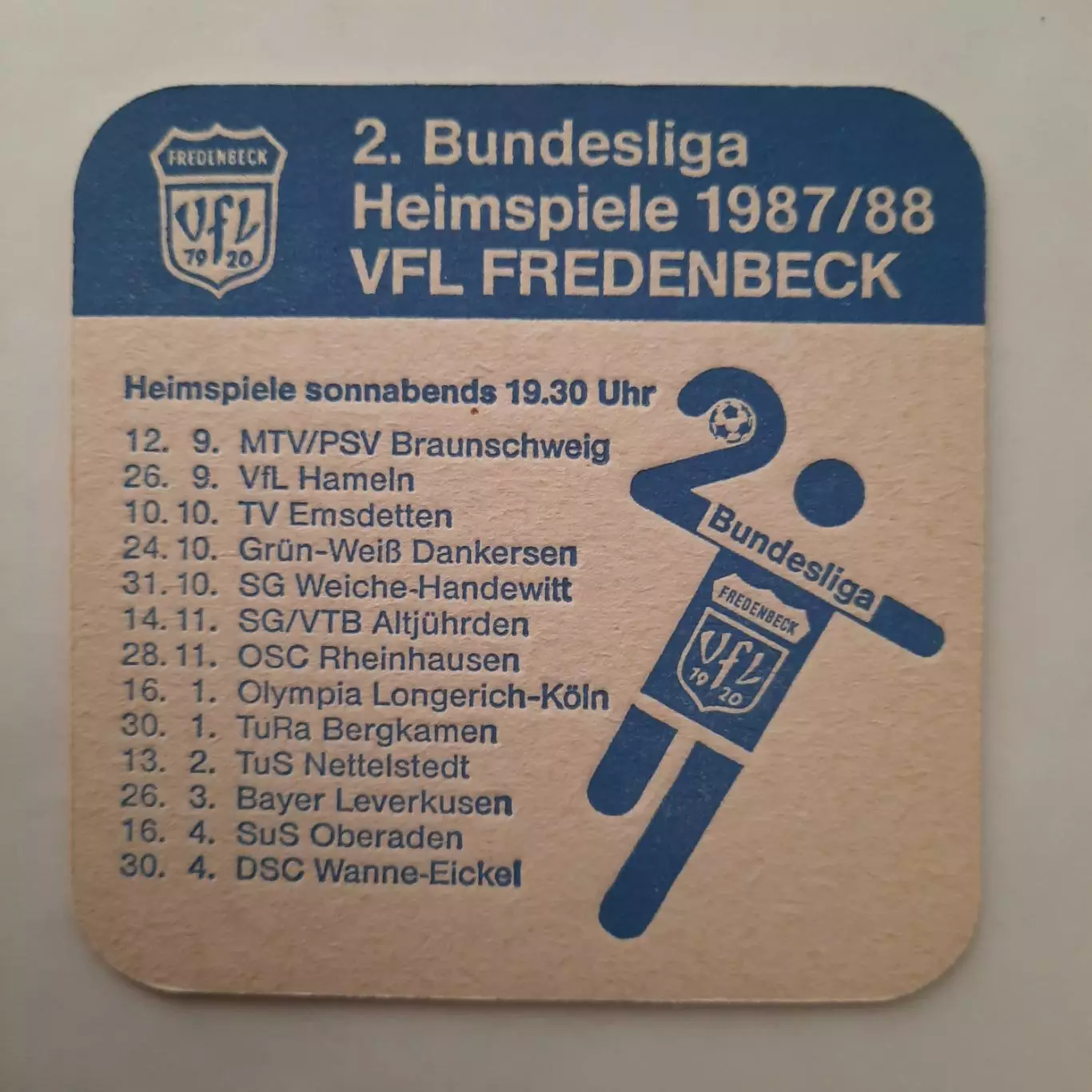 Бирдекель(подставка под пивной стакан.) Футбол. Пиво Хольстен.