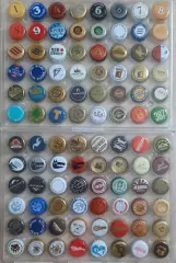 Кроненпробки. 250 пивных пробок + 7 плакеток.