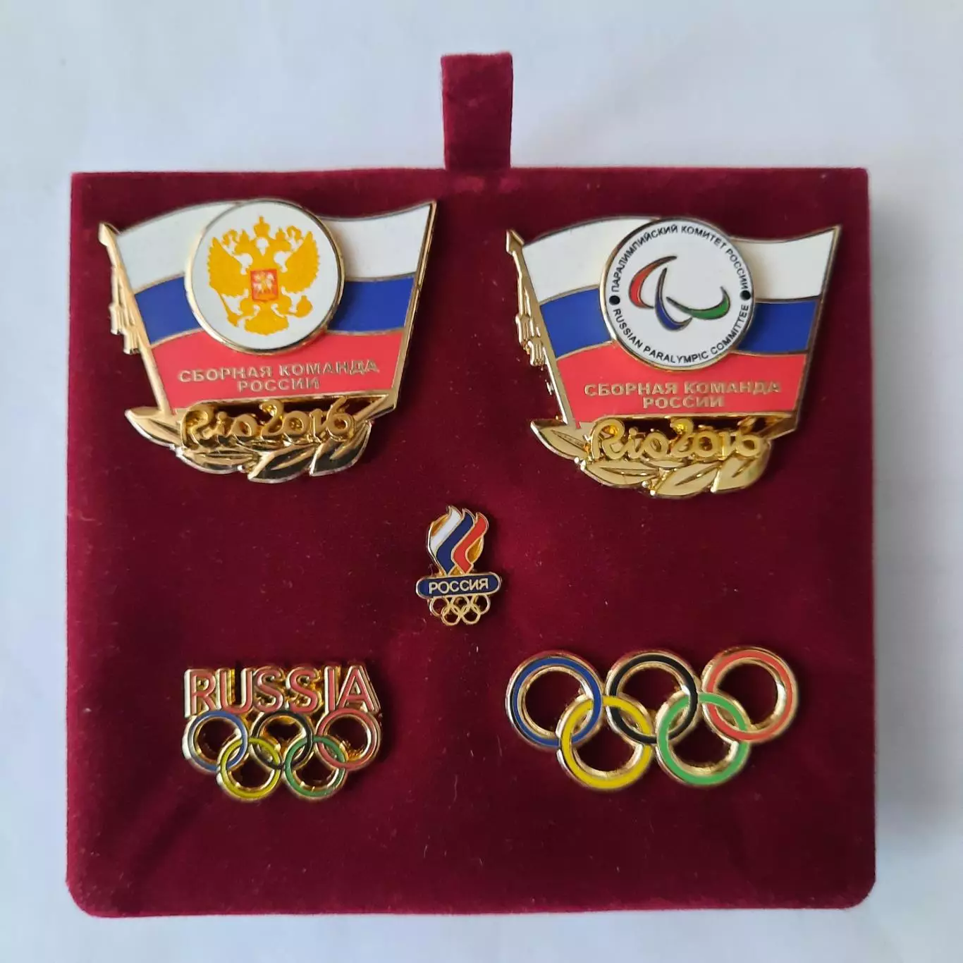 Официальные значки ОКР России. Рио 2016 1