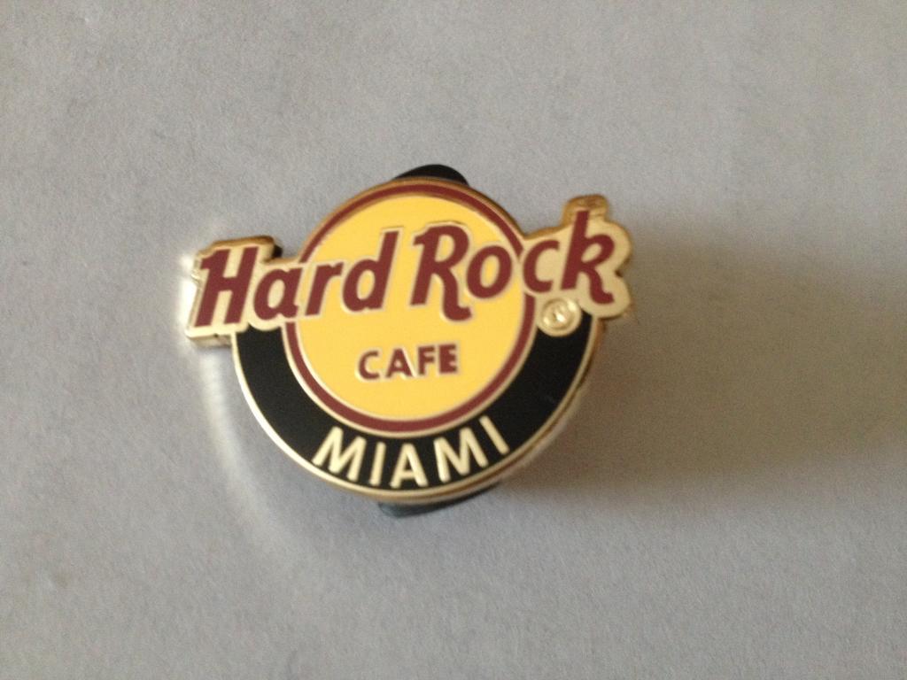 Hard Rock cafe / Хард Рок кафе Майами. Классический логотип.