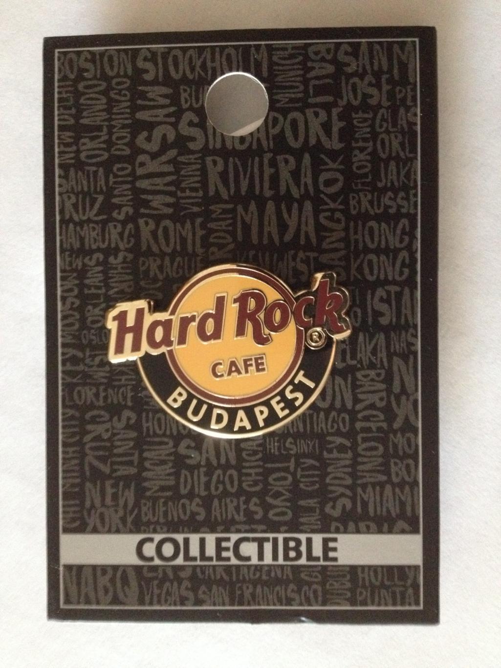 Hard Rock cafe / Хард Рок кафе . Будапешт Классический логотип.