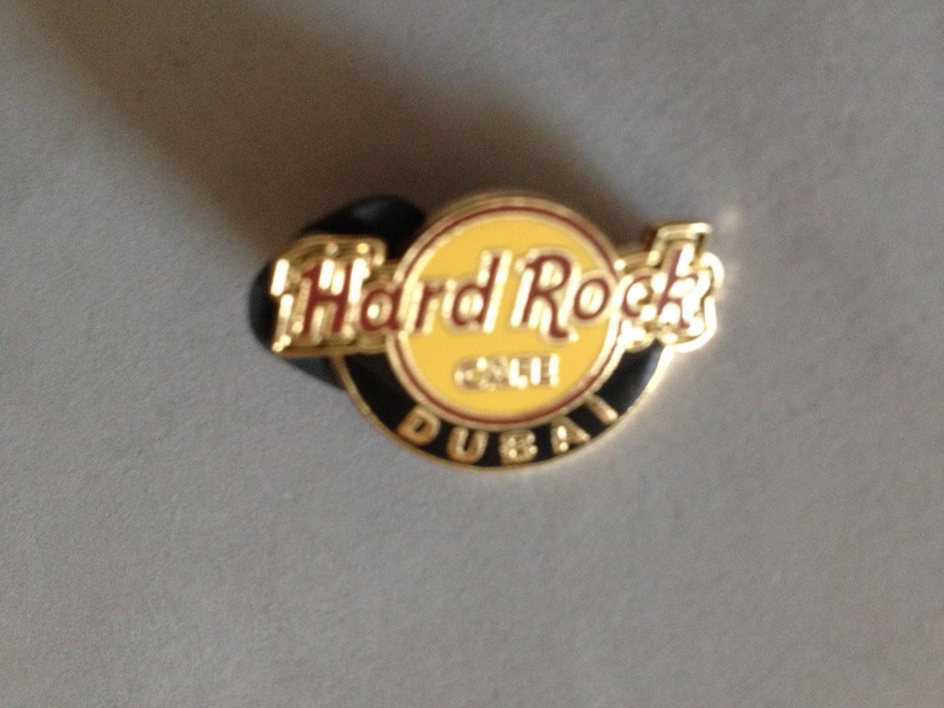 Значок Хард Рок Кафе «hard rock cafe» Дубаи (лого, мини)