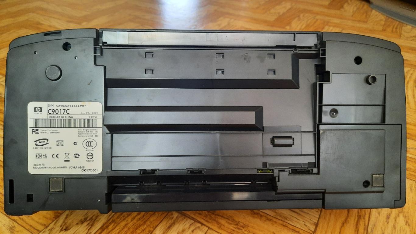 Принтер струйный, цветной HP Deskjet 5943 5