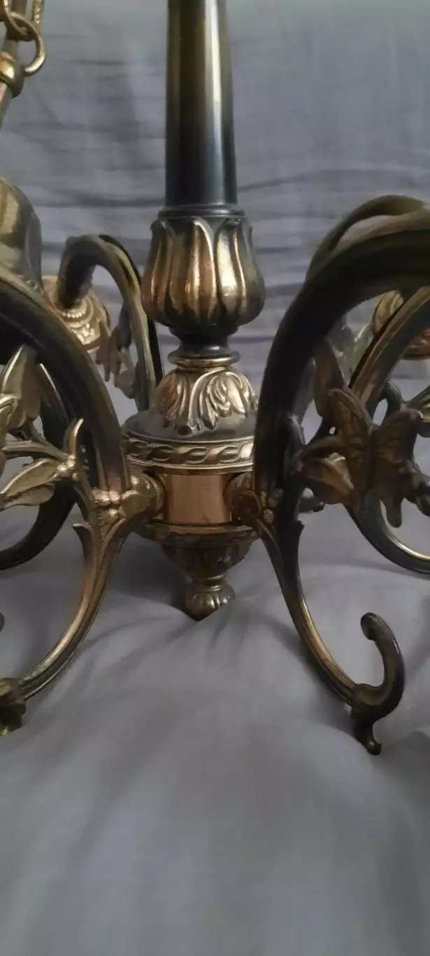 Люстра 6- и рожковая. 4