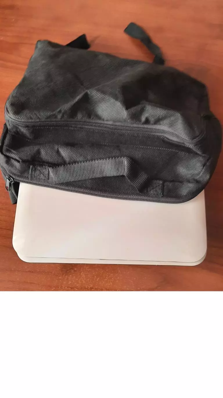 Портативный DVD плеер HYUNDAI 4