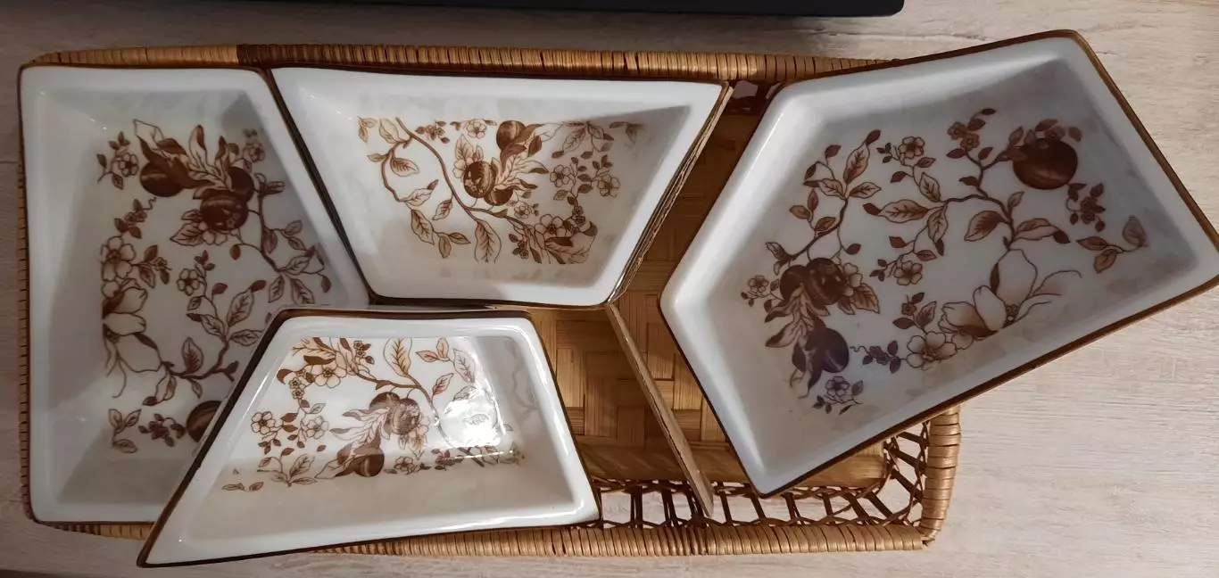 Менажница. Розенберг (Rosenberg) . 1