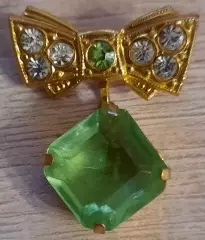 Брошь Чешская бижутерия. Старая, винтажная.