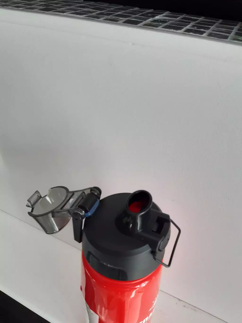 Официальная продукция ФК Спартак Москва Флаг + бутылка 2