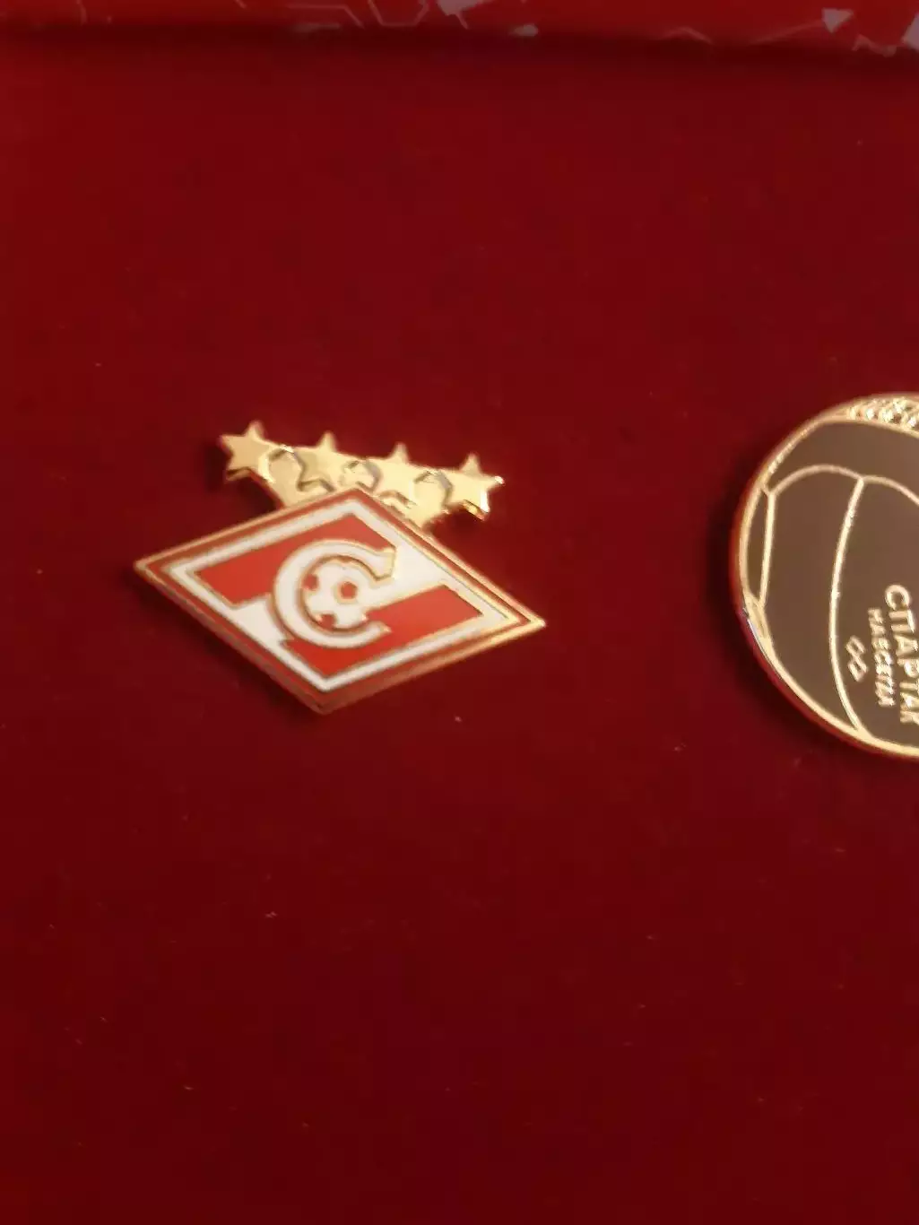 Набор Официальных значков ФК Спартак Москва 1