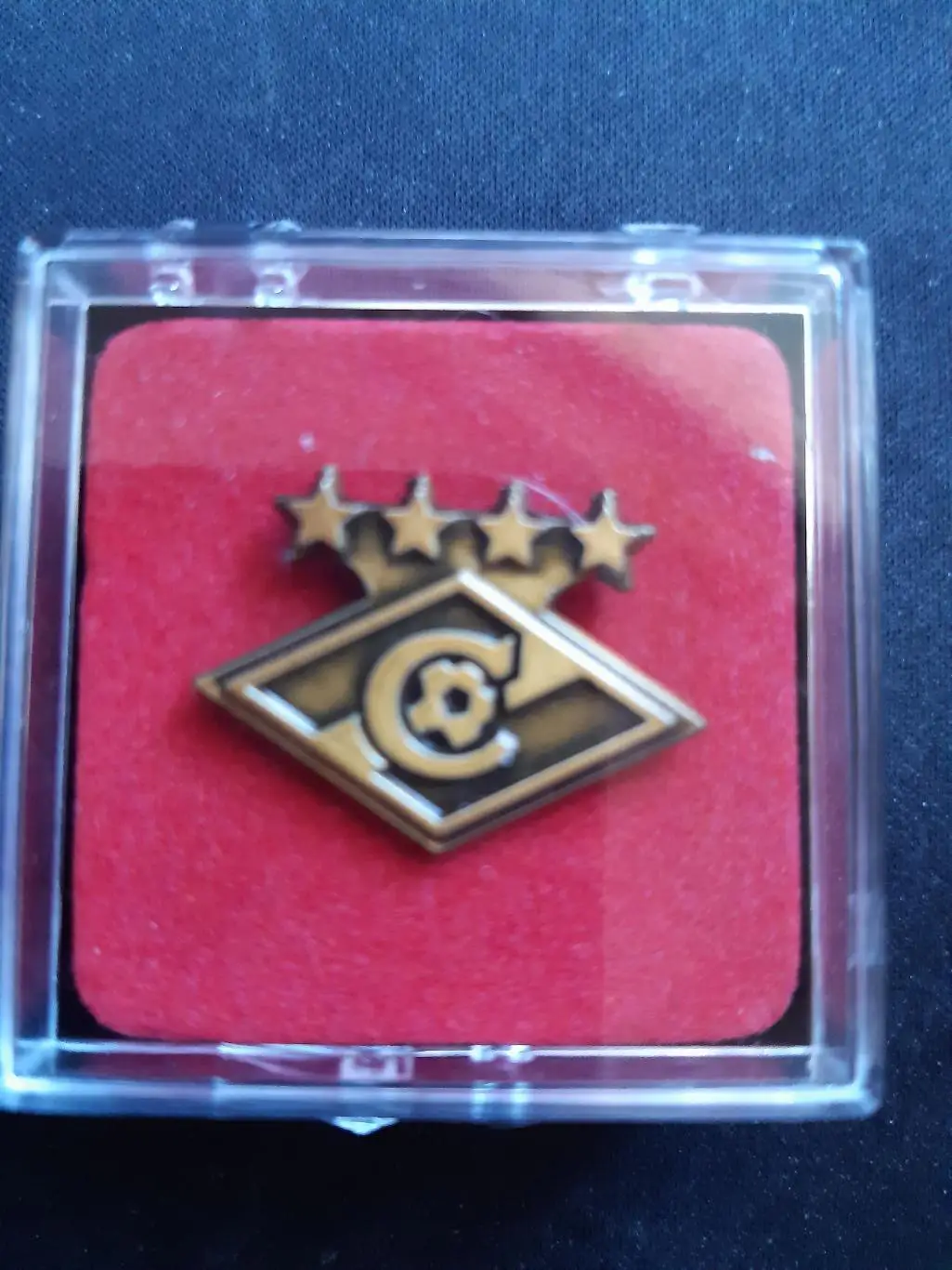 Официальный значок ФК Спартак Москва