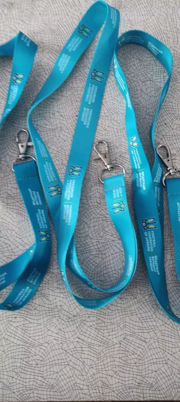 Шнурок для бейджа.Федерация Футбола Украины.