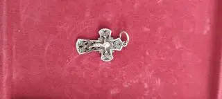 Нательный крестик.Серебро.