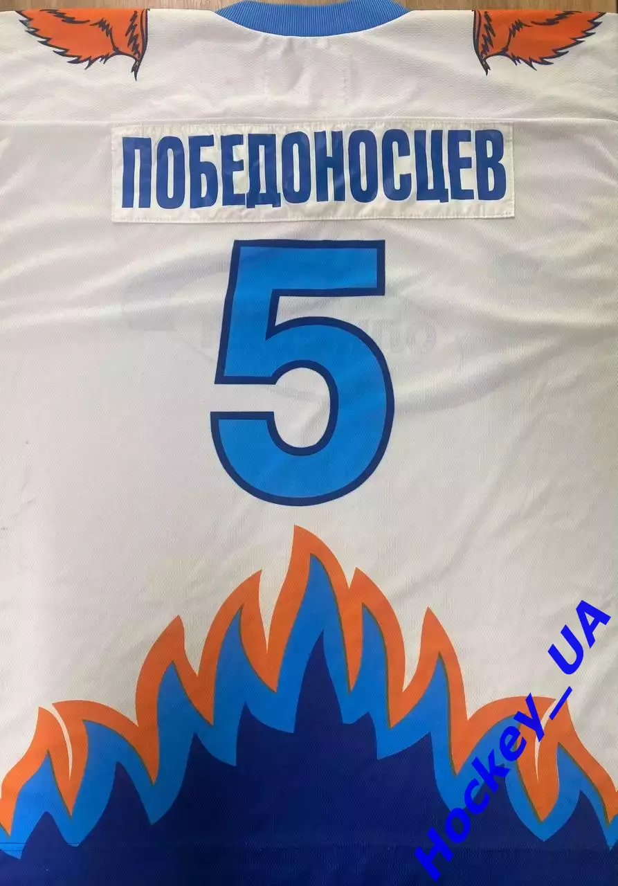 Хоккейка, Хоккейный свитер, Джерси ХК Олимпия 1