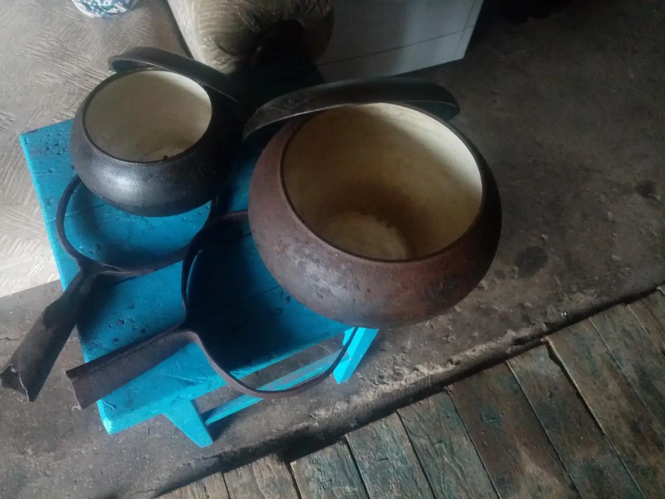 Чугунок 1,5 и 4 литра