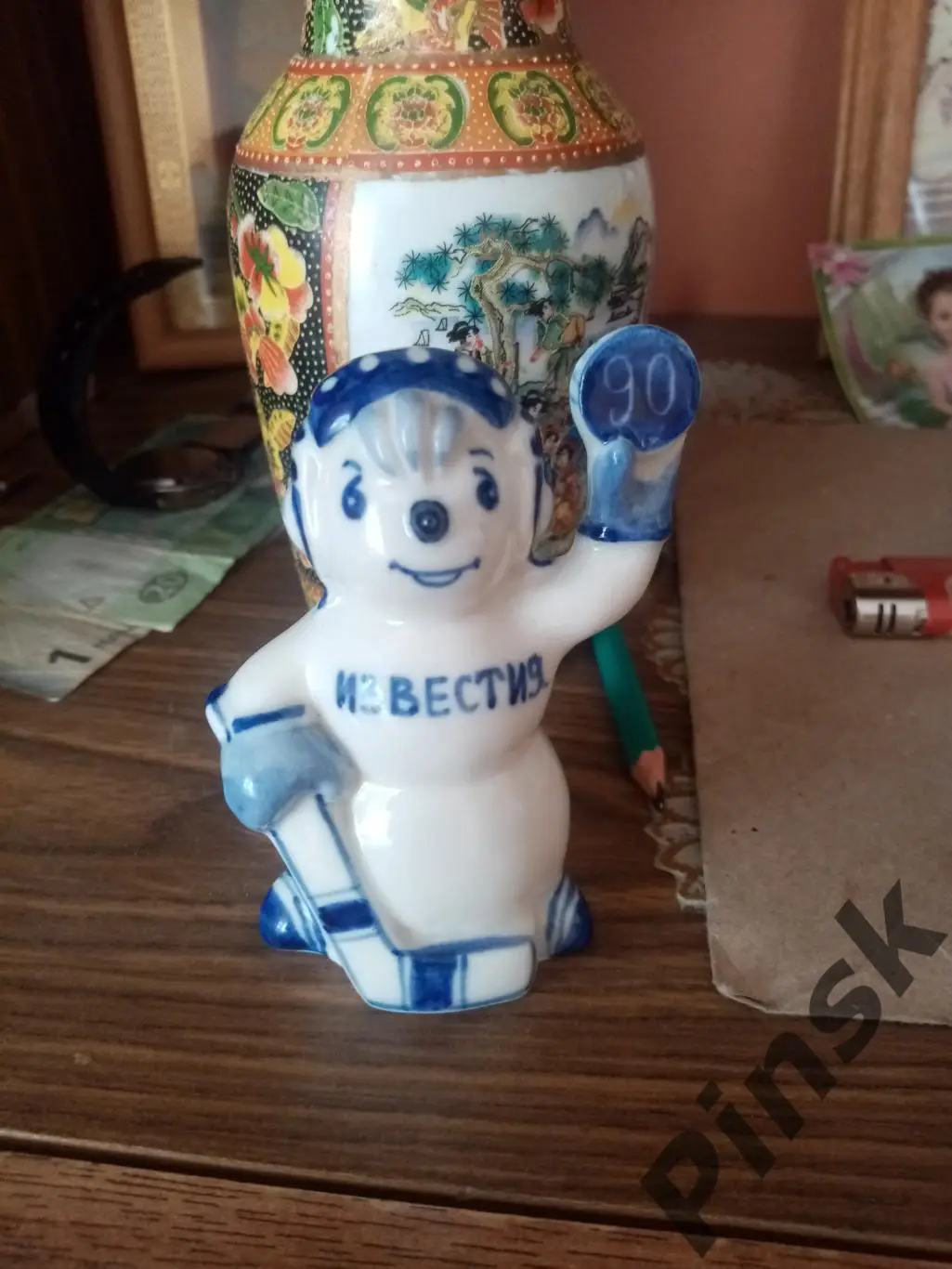 Фарфоровая статуэтка снеговик Известия 1990, год