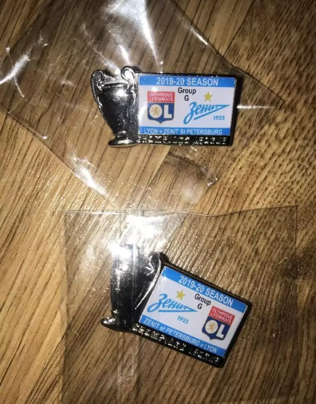 Знак (2шт) Зенит Санкт-Петербург - Лион 2019-2020 Лига Чемпионов