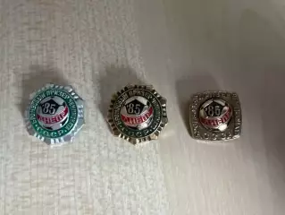 Знак футбол Днепр бронзовый призер 1985 - 3 вида