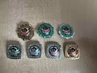 Знак футбол Днепр бронзовый призер 1985 - 7 видов